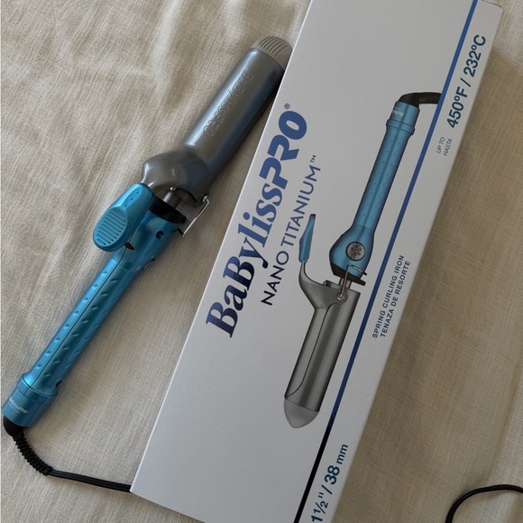 BaBylissPRO Nano Titanium Spring Curling Iron - Picture 2 of 4
